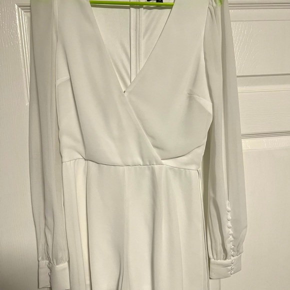 White Lulu’s Romper - Picture 2 of 4